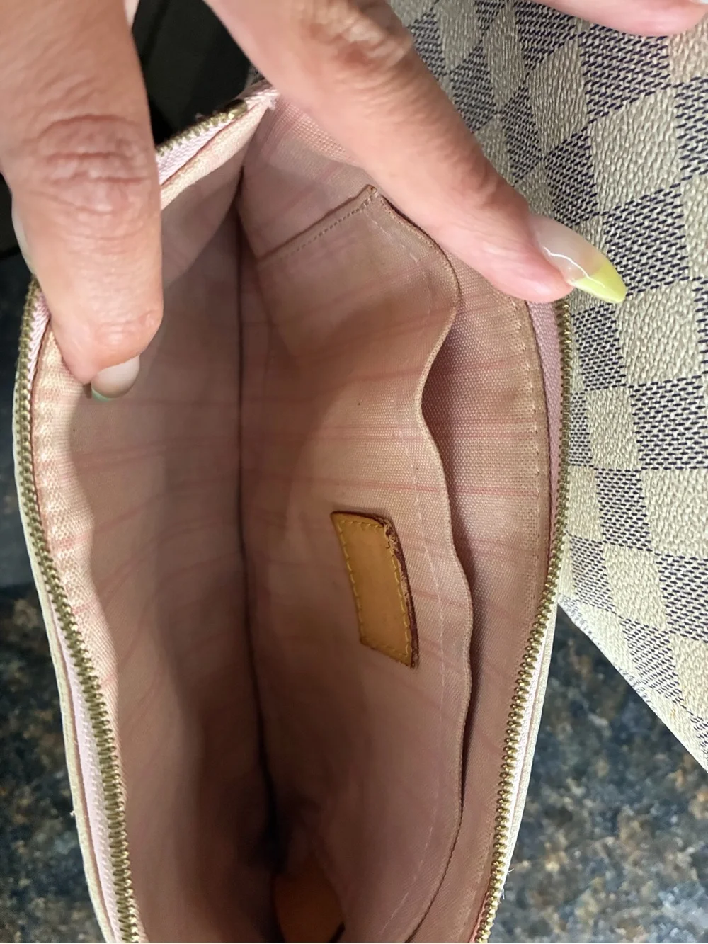 Louis Vuitton classic damier